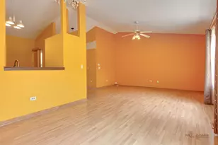 503 Lasalle Ln, Buffalo Grove, IL 60089 - Photo 12