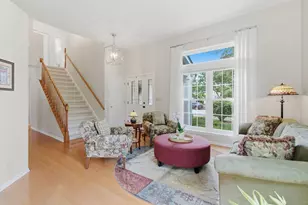 1422 Almaden Ln, Gurnee, IL 60031 - Photo 2