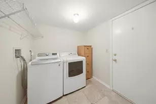 1422 Almaden Ln, Gurnee, IL 60031 - Photo 10