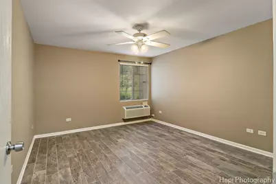 2313 Silverstone Drive #2313, Carpentersville, IL 60110 - Photo 14