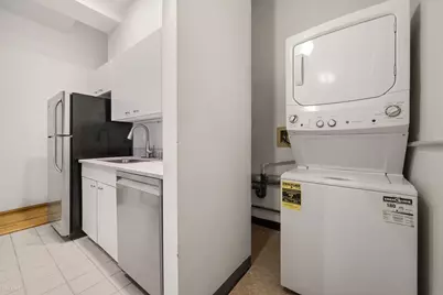 1100 W Cornelia Avenue #118, Chicago, IL 60657 - Photo 14