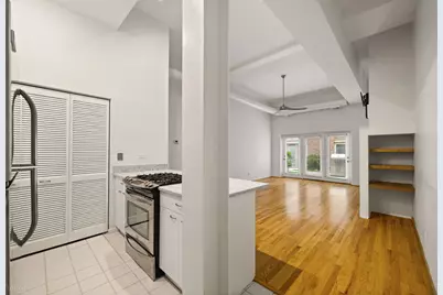 1100 W Cornelia Avenue #118, Chicago, IL 60657 - Photo 6