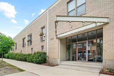 1100 W Cornelia Avenue #118, Chicago, IL 60657 - Photo 1