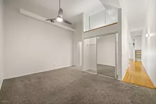 1100 W Cornelia Ave, Chicago, IL 60657 - Photo 8