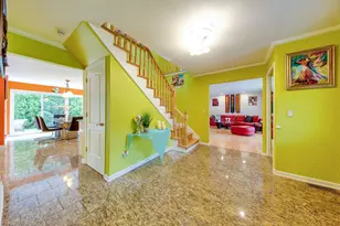 3903 Kiess Dr, Glenview, IL 60026 - Photo 8