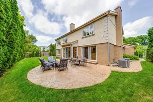 3903 Kiess Dr, Glenview, IL 60026 - Photo 58