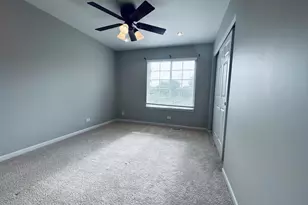 7681 Mendocino Dr, Gurnee, IL 60031 - Photo 10