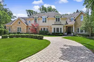 12 Carlisle Dr, Oak Brook, IL 60523 - Photo 4