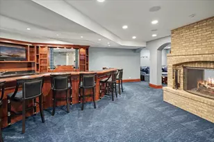 12 Carlisle Dr, Oak Brook, IL 60523 - Photo 96