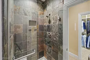 12 Carlisle Dr, Oak Brook, IL 60523 - Photo 82