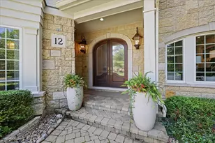 12 Carlisle Dr, Oak Brook, IL 60523 - Photo 100