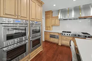 12 Carlisle Dr, Oak Brook, IL 60523 - Photo 44