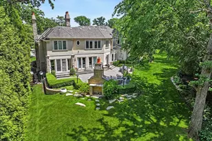 12 Carlisle Dr, Oak Brook, IL 60523 - Photo 106