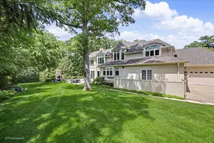 12 Carlisle Dr, Oak Brook, IL 60523 - Photo 104