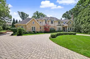 12 Carlisle Dr, Oak Brook, IL 60523 - Photo 2