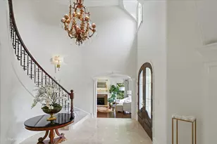 12 Carlisle Dr, Oak Brook, IL 60523 - Photo 6