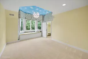 12 Carlisle Dr, Oak Brook, IL 60523 - Photo 76