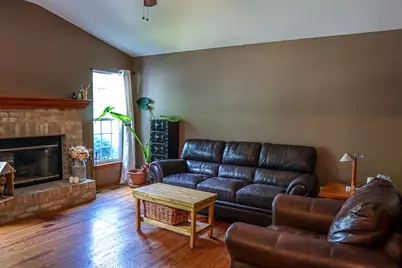 1286 Chestnut Lane, Yorkville, IL 60560 - Photo 8