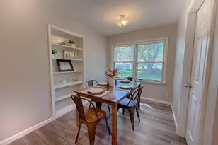 415 Parkside Dr, Sycamore, IL 60178 - Photo 6