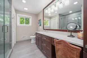 525 White Oak Ln, Lake Barrington, IL 60010 - Photo 24