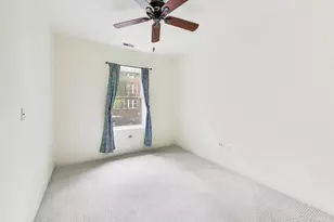 1624 W Grace St, Chicago, IL 60613 - Photo 14