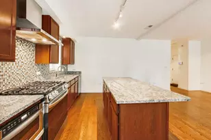 1624 W Grace St, Chicago, IL 60613 - Photo 6
