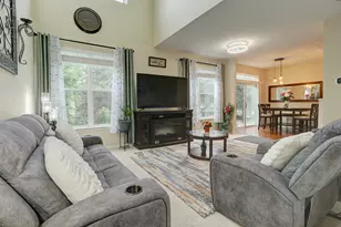 2065 Sunrise Cir, Aurora, IL 60503 - Photo 2