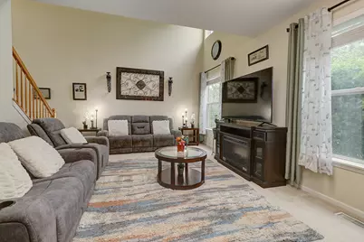 2065 Sunrise Circle #2065, Aurora, IL 60503 - Photo 4