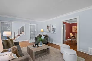 331 E Russell St, Barrington, IL 60010 - Photo 4