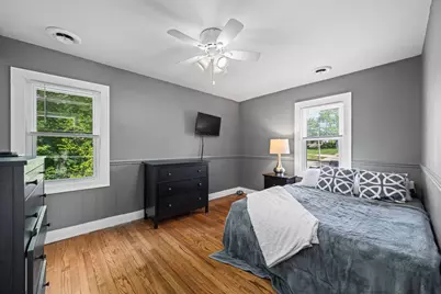 331 E Russell Street, Barrington, IL 60010 - Photo 20