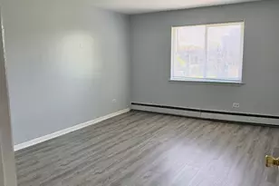 2500 Mark Thomas Ln, Hanover Park, IL 60133 - Photo 6