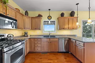 21392 Sea Ray Ln, Wilmington, IL 60481 - Photo 8