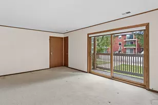 9654 Nottingham Ave, Chicago Ridge, IL 60415 - Photo 2