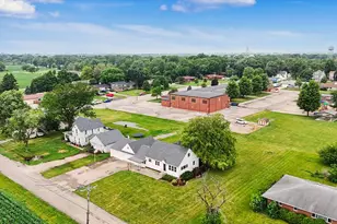 408 E South Ct St, Chatsworth, IL 60921 - Photo 6