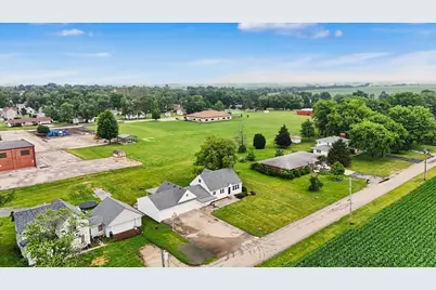 408 E South Court Street, Chatsworth, IL 60921 - Photo 4