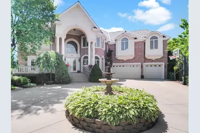 151 Palmer Circle, Vernon Hills, IL 60061 - Photo 1