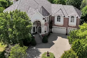 151 Palmer Cir, Vernon Hills, IL 60061 - Photo 86