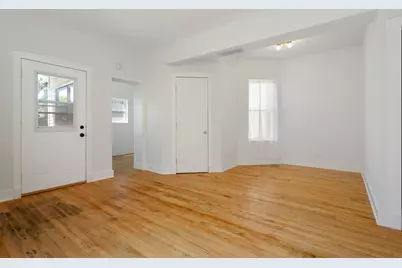 3843 W Addison Street, Chicago, IL 60618 - Photo 20