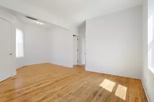 3843 W Addison St, Chicago, IL 60618 - Photo 22