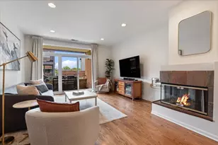 2040 W Belmont Ave, Chicago, IL 60618 - Photo 14