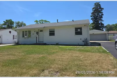 148 Pecos Circle, Carpentersville, IL 60110 - Photo 1