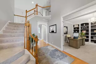 1235 Arborside Dr, Aurora, IL 60502 - Photo 2