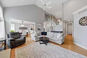 1235 Arborside Dr, Aurora, IL 60502 - Photo 10