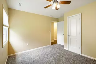 714 Sunset Cir, Streamwood, IL 60107 - Photo 10