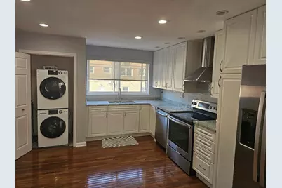 [Address not provided], Skokie, IL 60076 - Photo 6