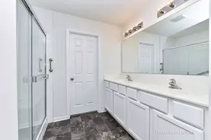911 Appaloosa Trail, Plano, IL 60545 - Photo 12