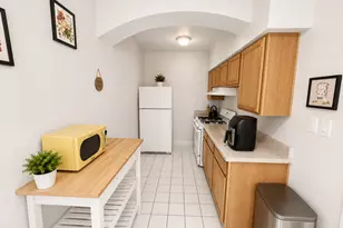 1635 W Morse Ave, Chicago, IL 60626 - Photo 8