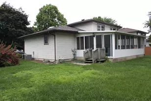 826 River Dr, Carol Stream, IL 60188 - Photo 22