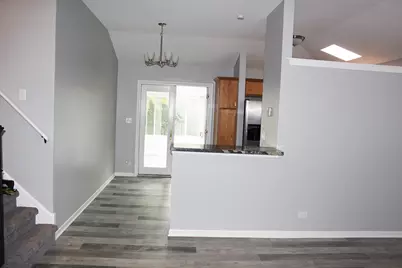 826 River Drive, Carol Stream, IL 60188 - Photo 6