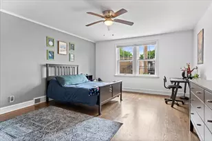 6455 N Talman Ave, Chicago, IL 60645 - Photo 30